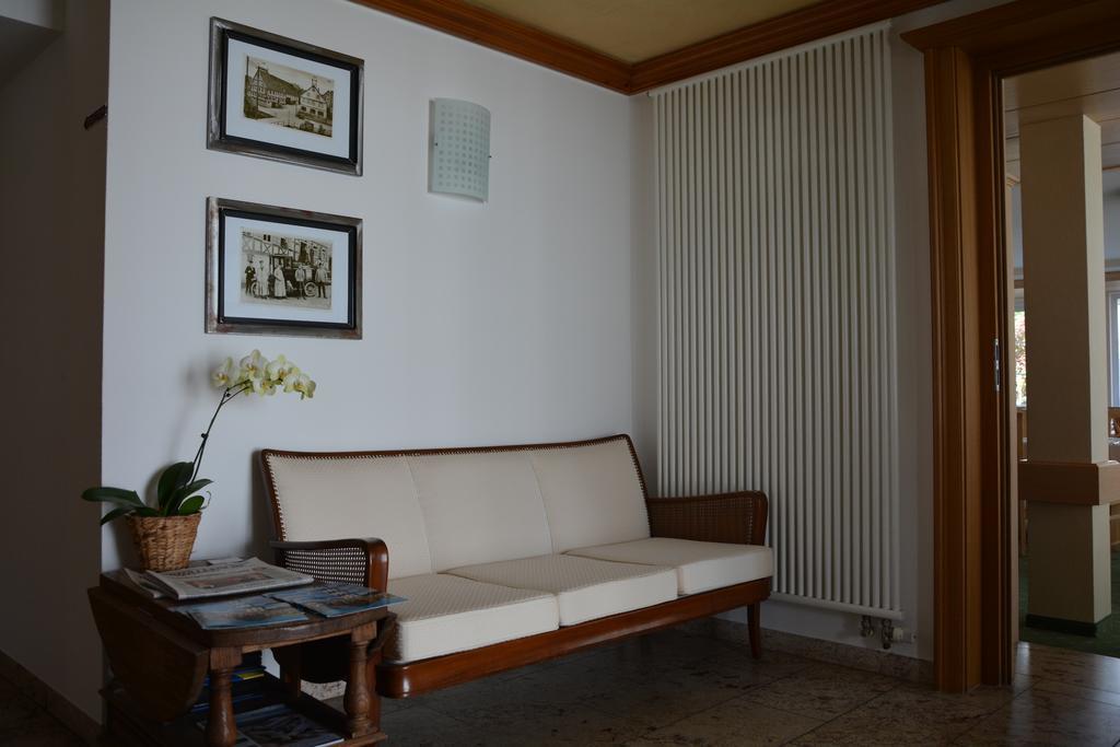 Hotel Post Jungingen מראה חיצוני תמונה